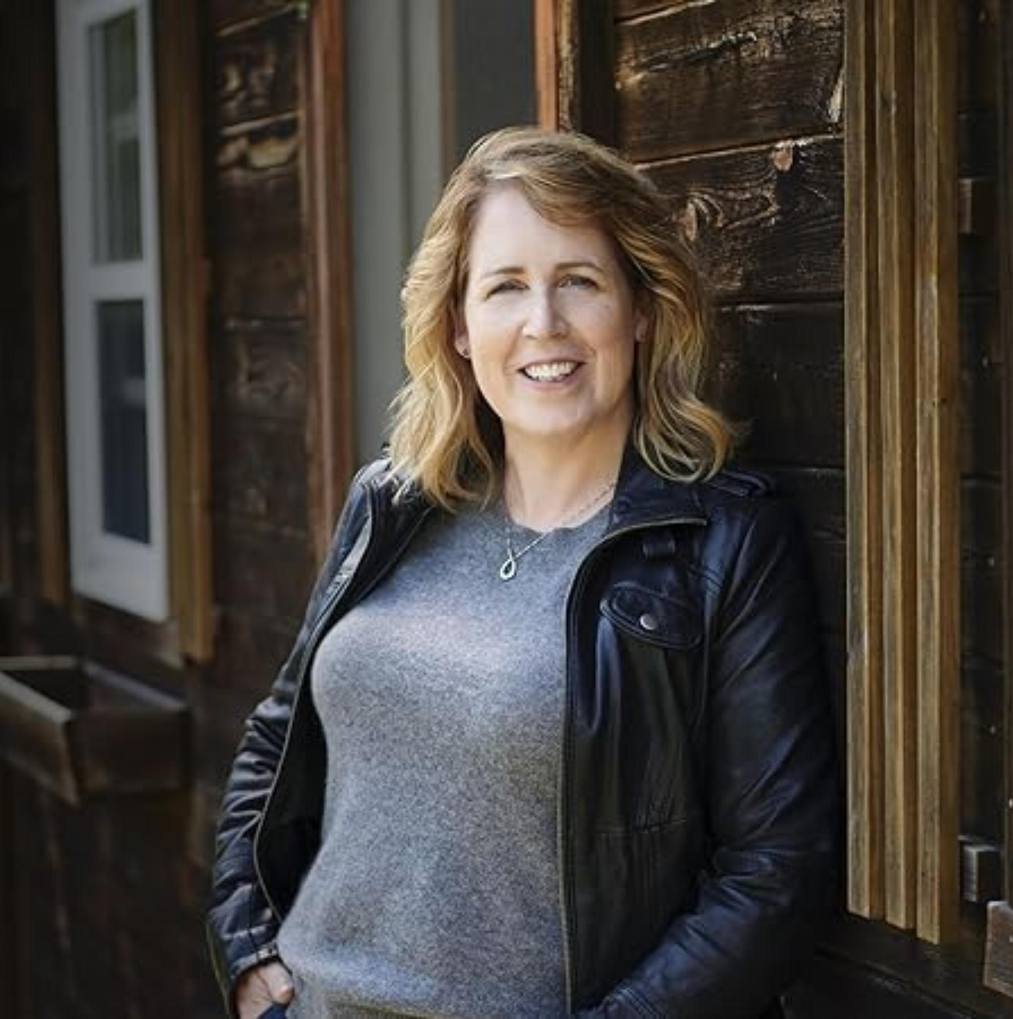 Kelley Armstrong